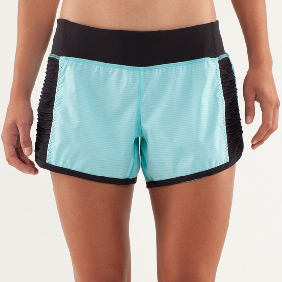 lululemon athletica Pants - Lululemon Run: Bright At Night Short - Size 6